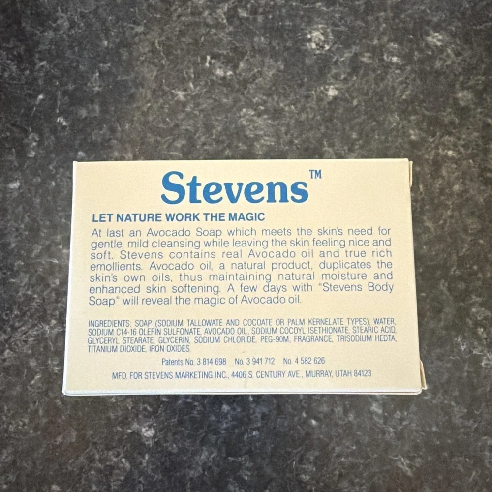 Stevens vintage avocado